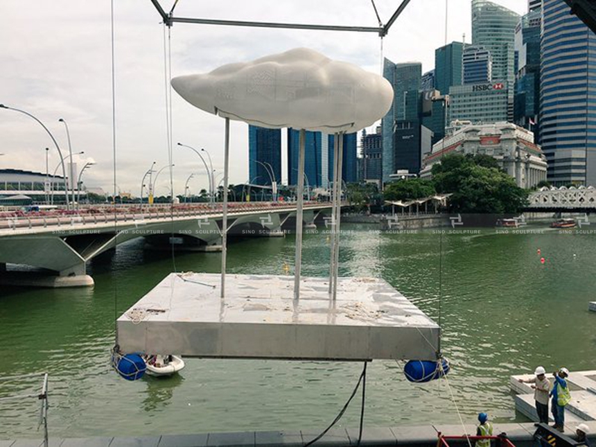 Installation-cloud-nine-raining-sculpture-jubilee-walk’s-stainless-steel-mesh-cloud-sculpture-wired-mesh-art-sculptures-signpore.jpg