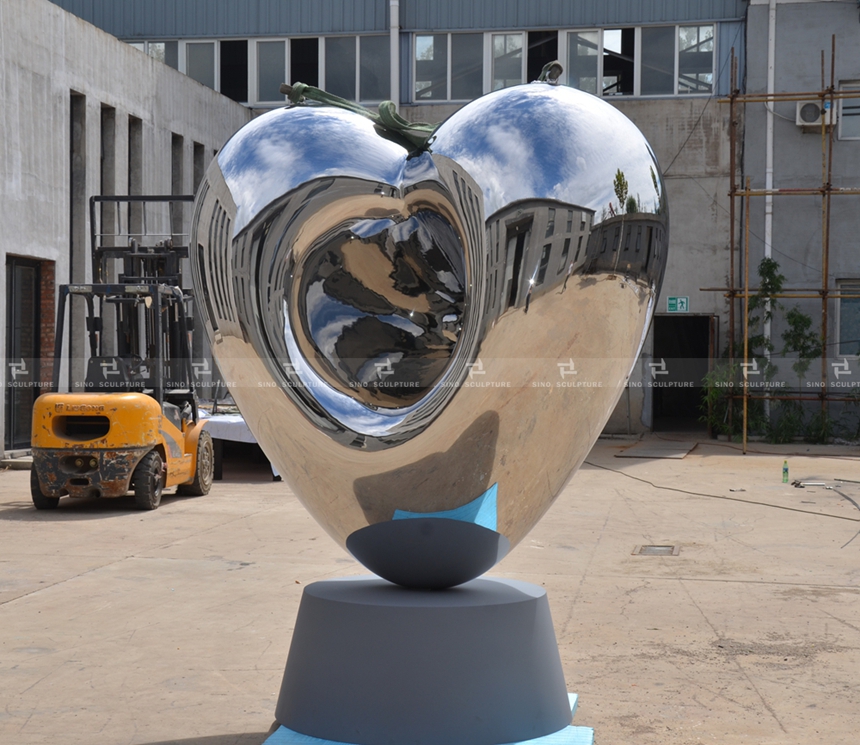 Welded-Mirror-stainless-steel-sculpture-contemporary-artwork.jpg