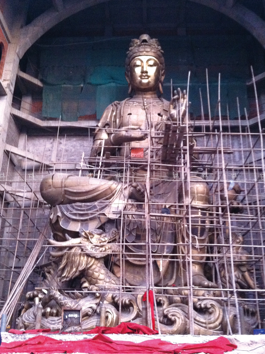 Large-bronze-Cundhi bodhisattva-sculptures.jpg