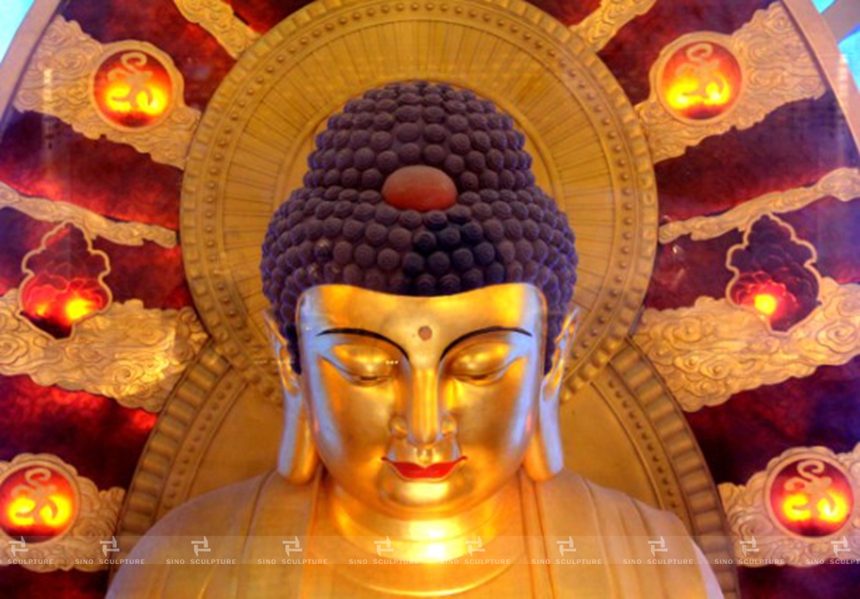 Golden Buddha Statue-3.jpg