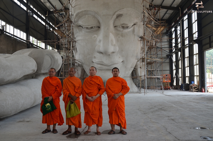 bronze-buddha-statue-in-bangkok (7).JPG