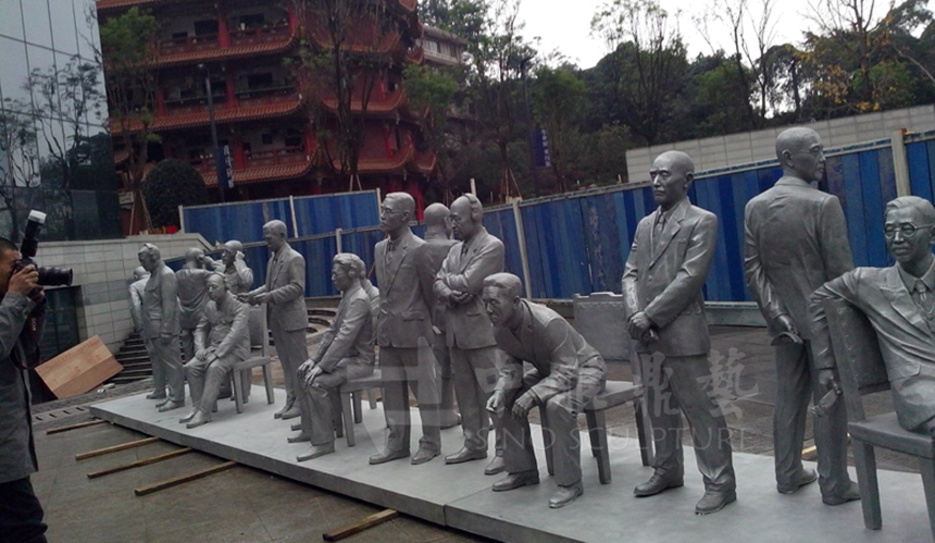 cast-aluminium-sculpture-cast aluminium life size sculpture _副本.jpg