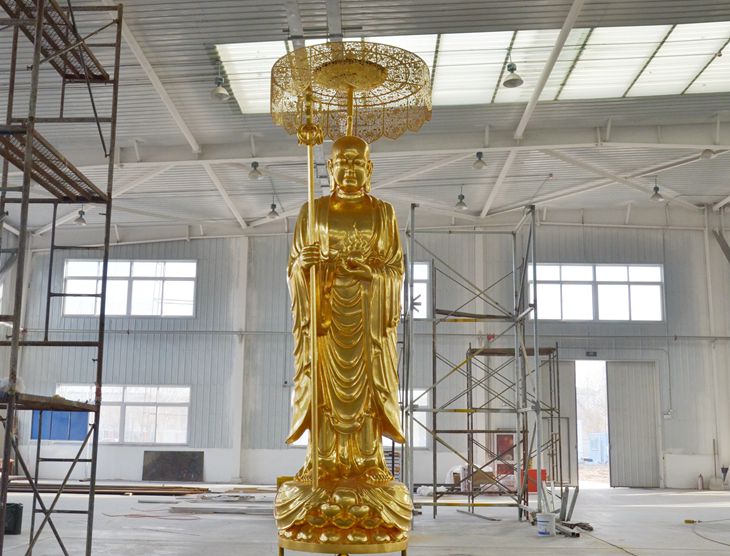 gold leaf buddha sculpture fabrication 