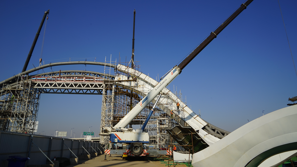 Site installaition progress of Langfang Airport Gate