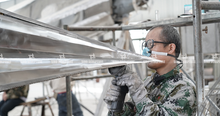 mirror polishing artwork of stainless steel spiritual fortress sculpture 