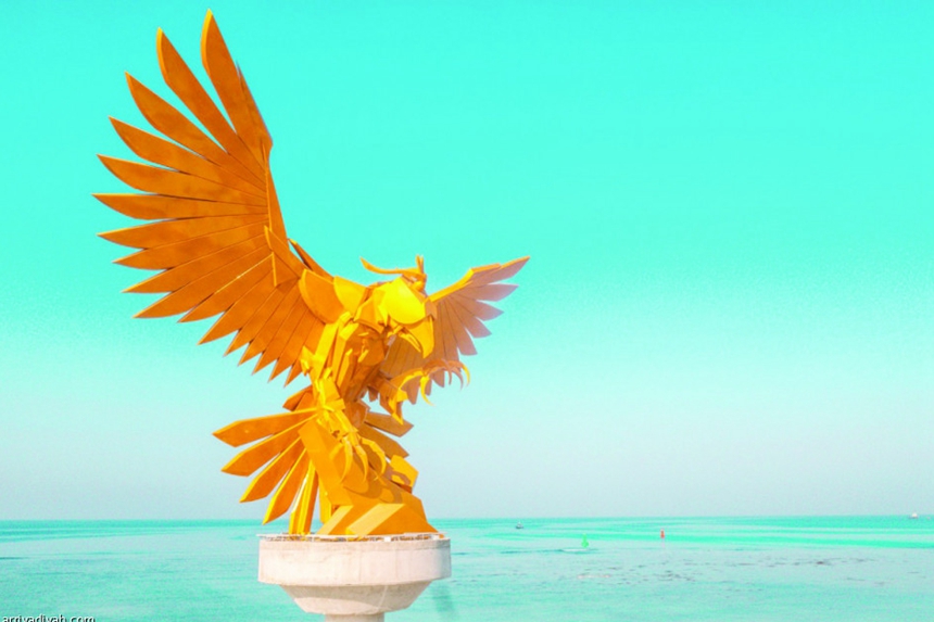 Spray-Painted-Brass-Falcon-Sculpture-Installed-in-Jeddha
