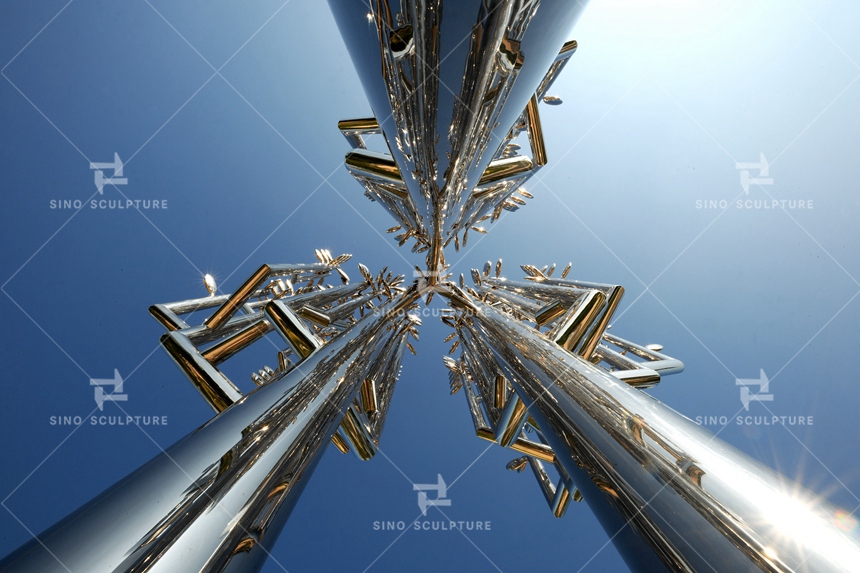 Mirror-Polishing-Stainless-Steel-Fire-Tree-Sculpture-Top-View